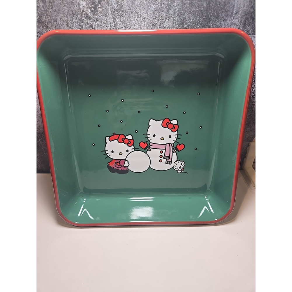 Hello Kitty Sanrio Snowman Baker New In Box 9x9 Green/Red/White (GS1)